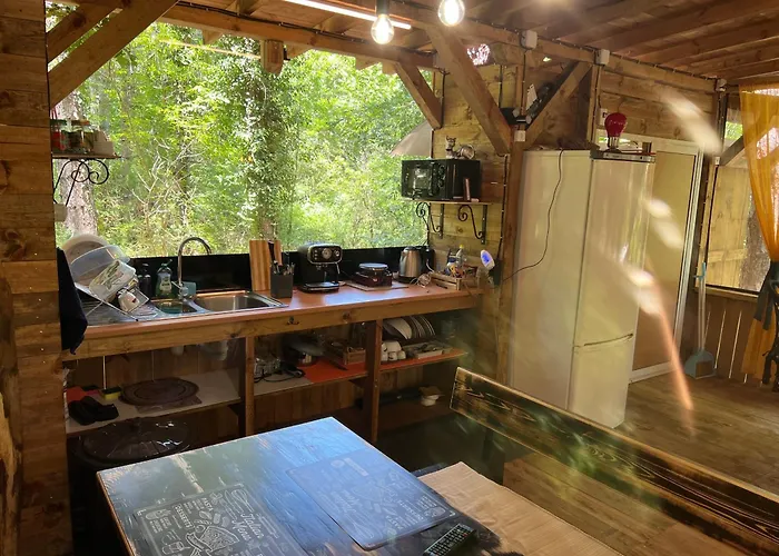 مكان تخييم каравана градина سوزوبول